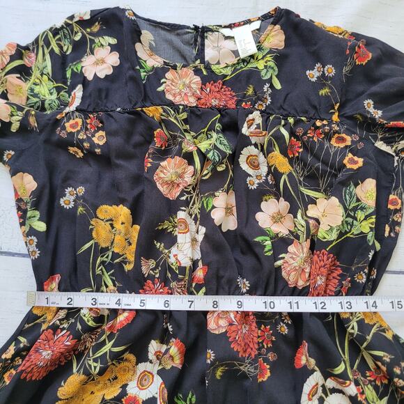 H&M Size 8 Dark Floral Print Long Bell Sleeve Flared Skirt Mini Dress Sheath - Picture 6 of 11